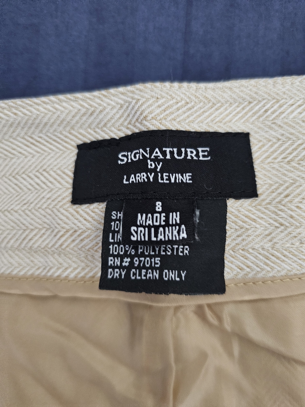 VINTAGE (Y2K) Exellent.  Signature By Larry Levine Wms 2 Pcs Pants Suit SIZE 8. - Picture 3 of 16